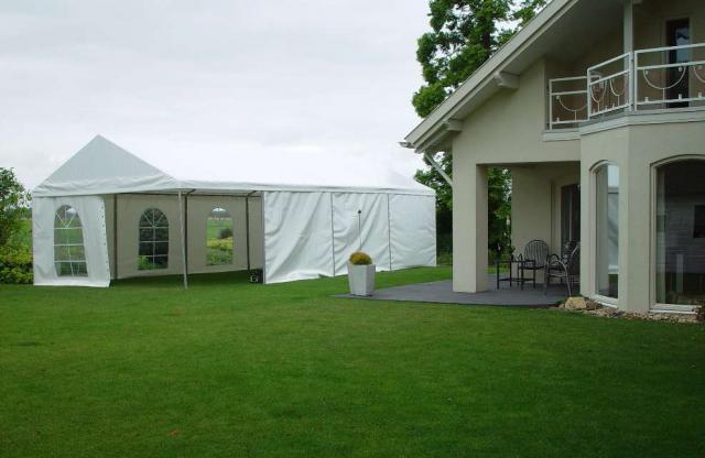 partytent tuinfeest